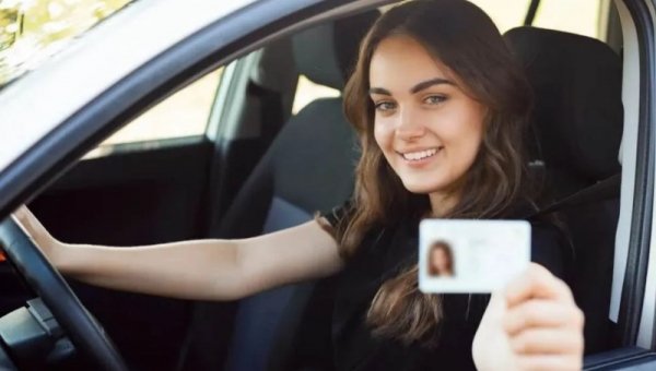 🚗 Mi Primera Licencia: novedoso curso para jóvenes conductores 🏍️